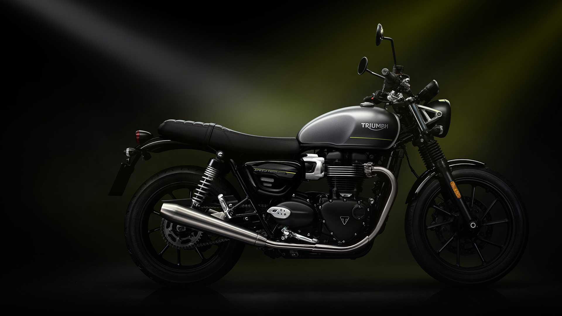Speed Twin 900 For the Ride
